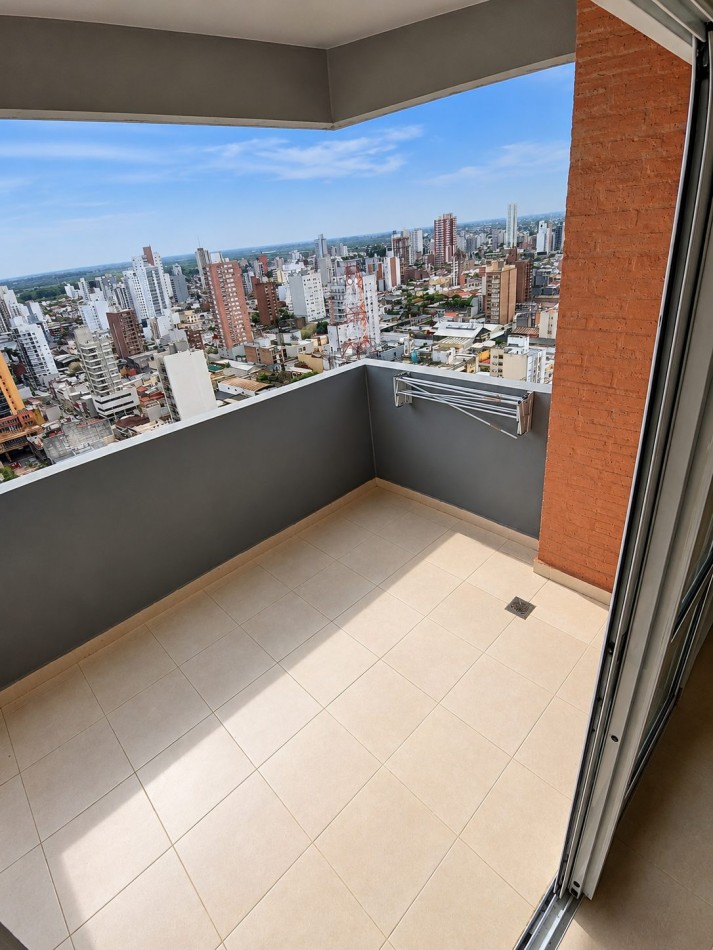 Departamento un dormitorio en alquiler en Torre Campanario XXI