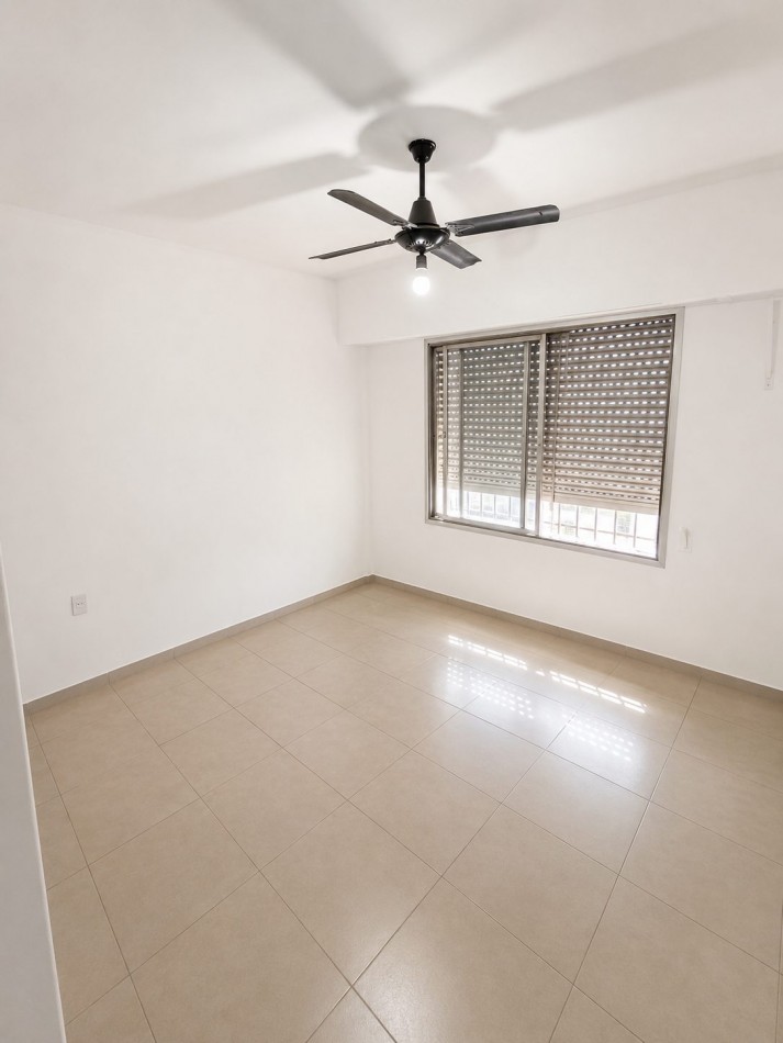 Departamento amplio en Aristobulo del Valle al 3600