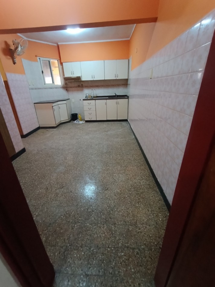 Casa en Pedro Centeno al 2900 con cochera